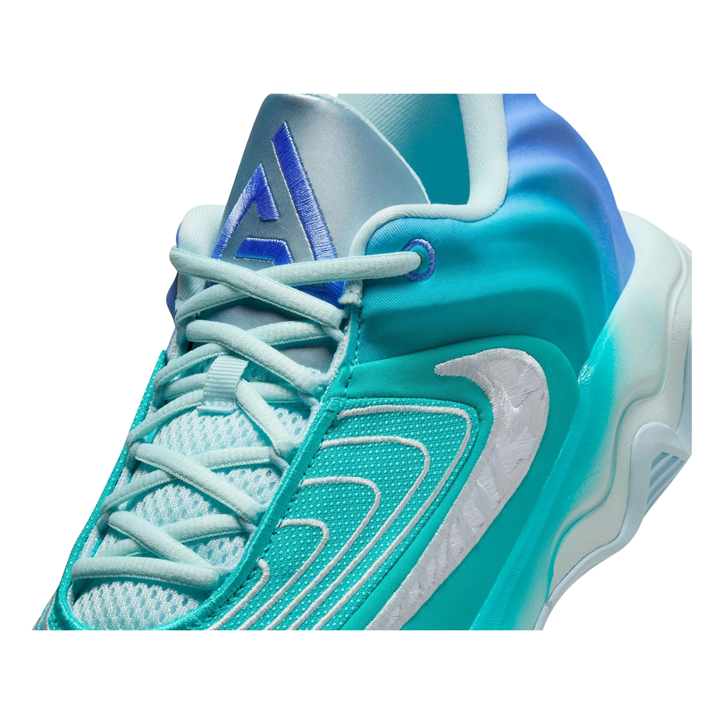 Nike Giannis Immortality 4 Christmas