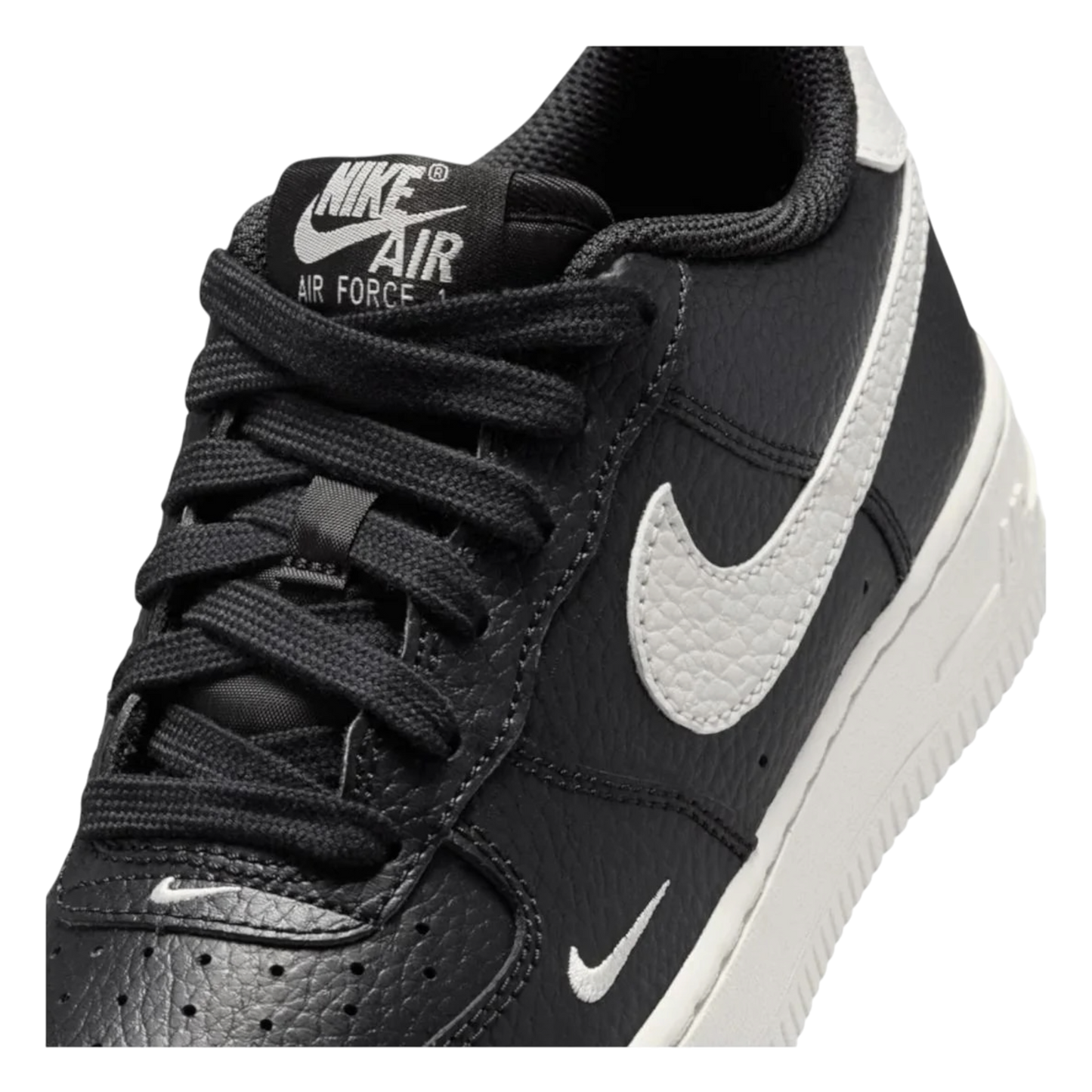 NIKE AIR FORCE 1 BLACK WHITE SWOOSH