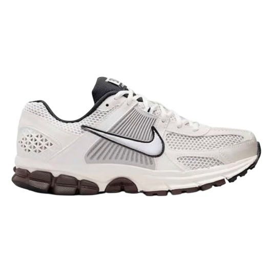 Nike Zoom Vomero 5
"Phantom"