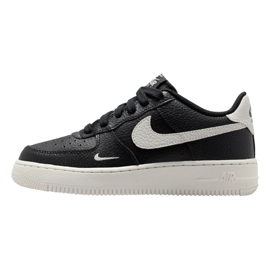 NIKE AIR FORCE 1 BLACK WHITE SWOOSH