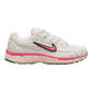 NIKE W P-6000
