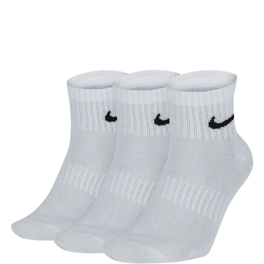 Nike Everyday Lightweight Training Ankle Socks (3 Pairs)