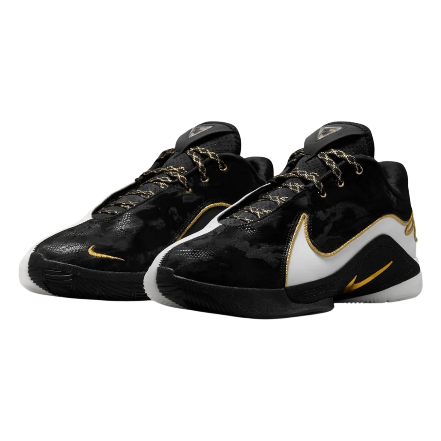 Nike LeBron 22
"Mogul"